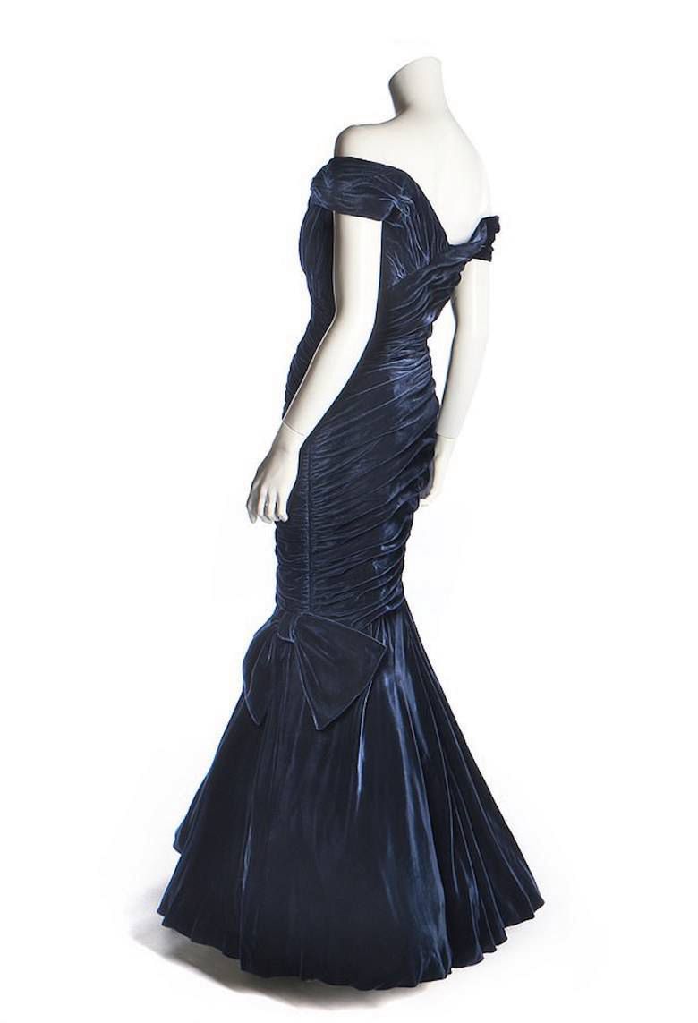 Suknia księżnej Diany sprzedana za 290 tysięcy dolarów