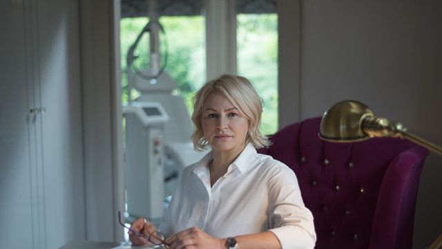 dr Barbara Parda-Głomska