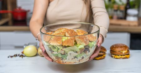 Sałatka Big Mac z wołowiną i tajnym sosem