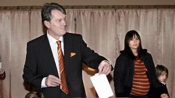 Wiktor Juszczenko oddaje głos