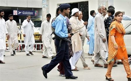 Wśród zatrzymanych w Pakistanie jest dwu obywateli brytyjskich