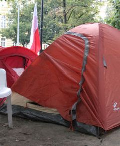 Biało-czerwone miasteczko - a miało być tak pięknie...