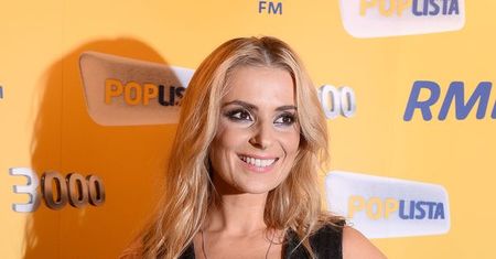 Halina Mlynkova promienieje szczęściem i pokazuje dekolt!