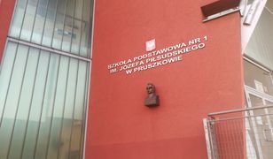 Odra w Pruszkowie. Władze miasta: Szkoła została zdezynfekowana