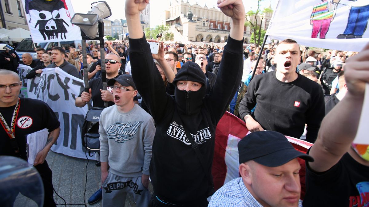 Kontrmanifestacja na Placu Szczepańskim 