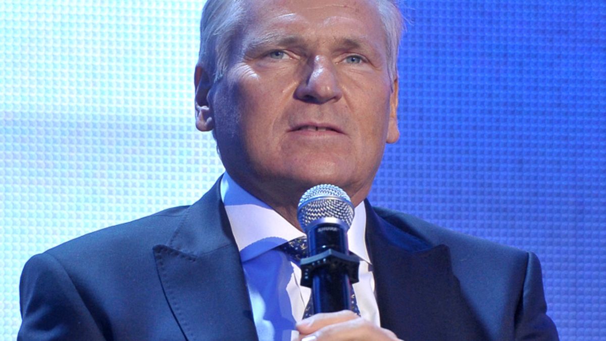 Aleksander Kwaśniewski przeszedł operację. "Dwa miesiące walczę. Tylko dzięki temu żyję"