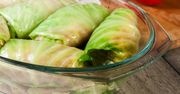 Jak zmiękczyć kapustę do gołąbków? Poznaj prosty patent