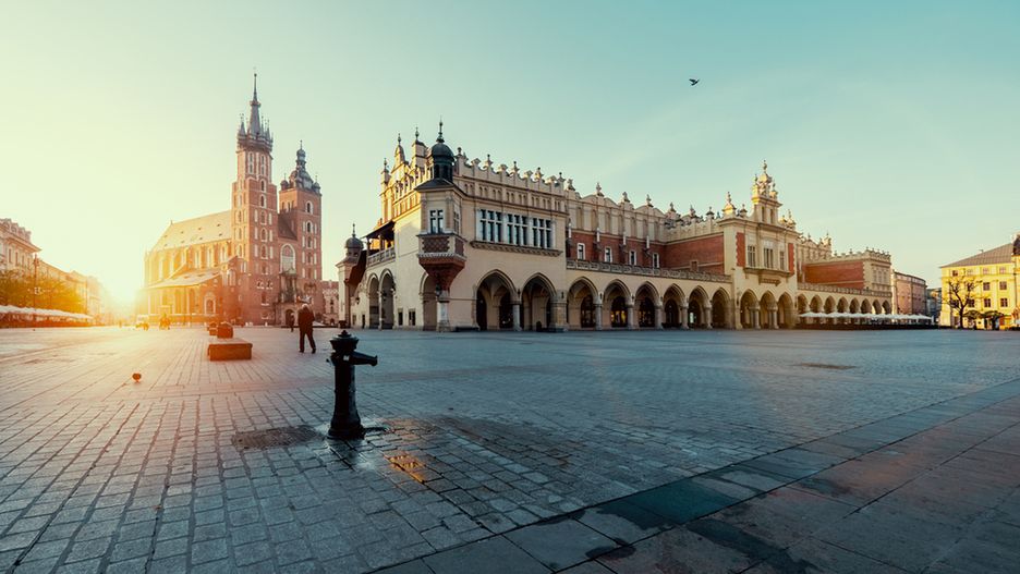 Przedsięwzięcie odbywa się pod bacznym okiem konserwatorów i archeologów