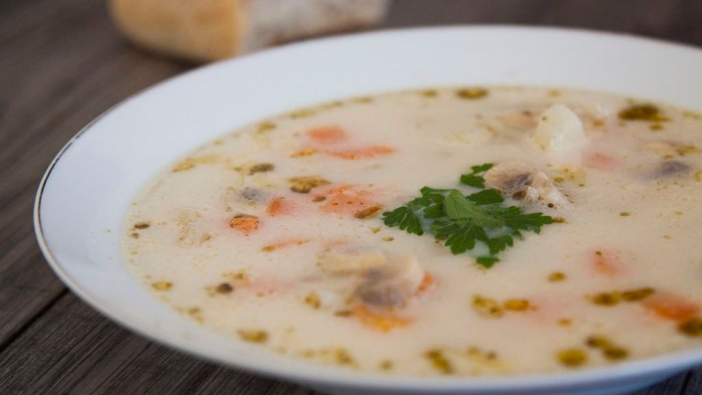 Kuchenny kredens: zupa pieczarkowa