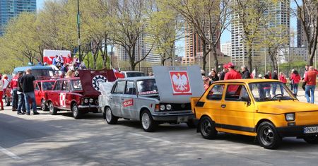 Polskie samochody w Chicago - galeria zdjęć