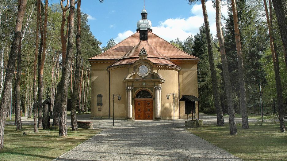 Kościół pw. Matki Boskiej Wniebowziętej w Puszczykowie