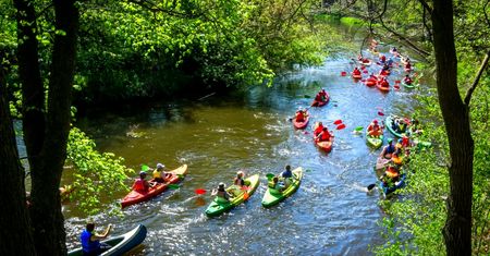 Wypożyczasz kajak lub rower? Uważaj na swój dowód osobisty