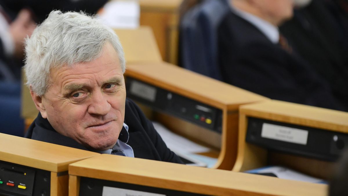Senator Stanisław Kogut wybronił się przed utratą immunitetu. Decyzja wyborców jest inna
