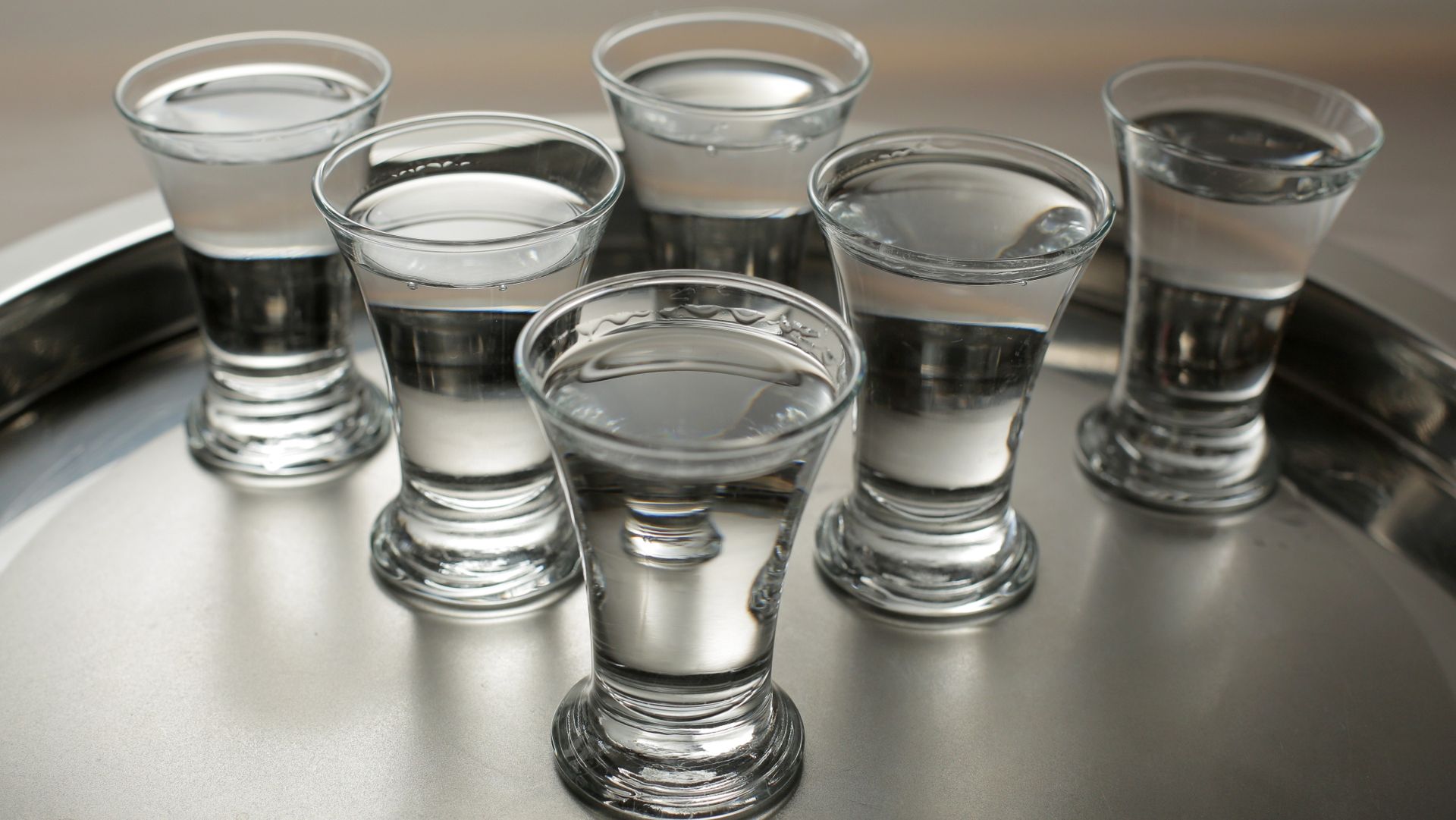 Mąż Anety i ojciec Oli wybrał alkohol zamiast żony i córki