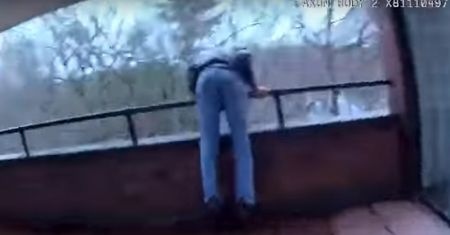 Policjant w ostatniej chwili uratował mężczyznę przed skokiem z 6. piętra