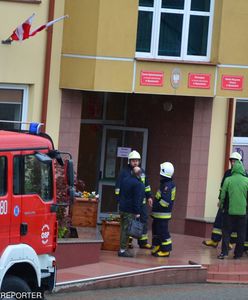 Alarmy bombowe w szkołach. Sellin sugeruje