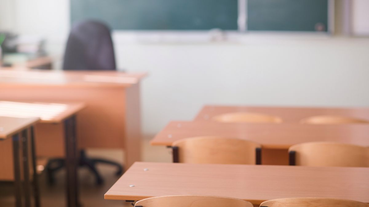 Sala lekcyjne będą puste do czwartku. Szkoła musi zdezynfekować pomieszczenia. 