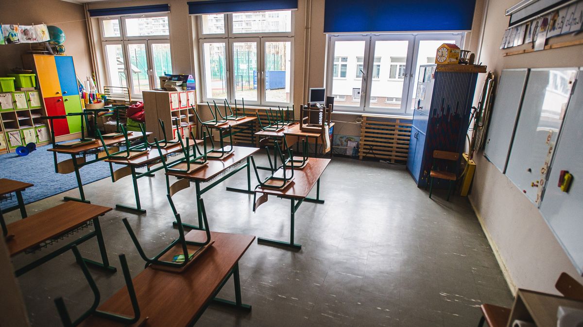 Od środy 25 marca szkoły maja realizować bieżący program nauczania 