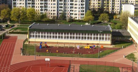 Koronawirus w Warszawie. Kolejna szkoła podstawowa na Bemowie zamknięta