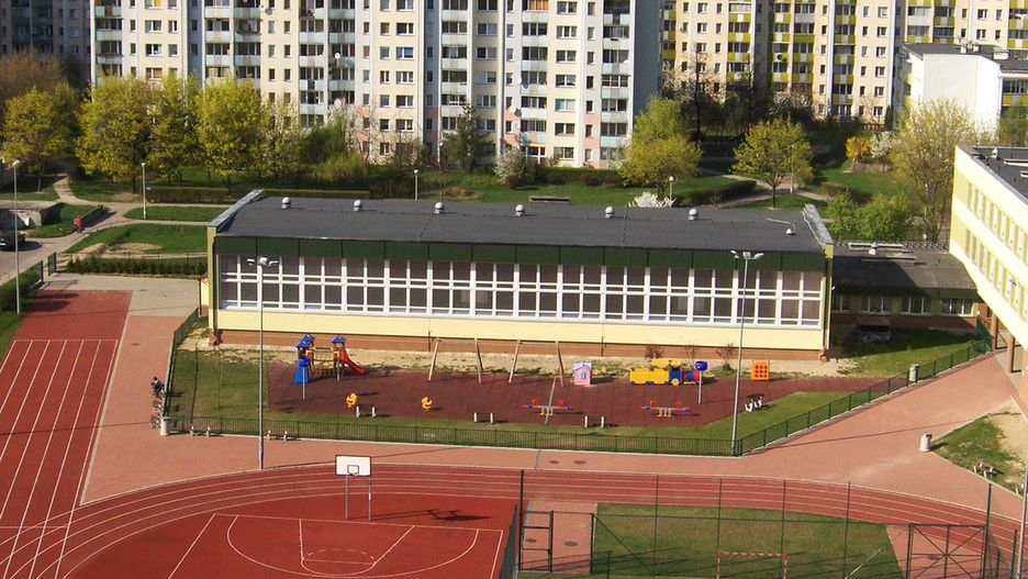 Warszawa. Szkoła Podstawowa nr 316 na Bemowie.