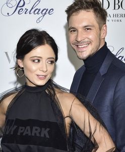 Adriana Kalska i Mikołaj Roznerski zakochani bez pamięci. Trudno im utrzymać ręce przy sobie