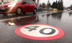 Rodzice ustawili własny fotoradar przed przedszkolem. Zarejestrował 20 tys. piratów drogowych