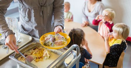 Salmonella w żłobku w Rzeszowie. Zatruło się dziewięcioro dzieci