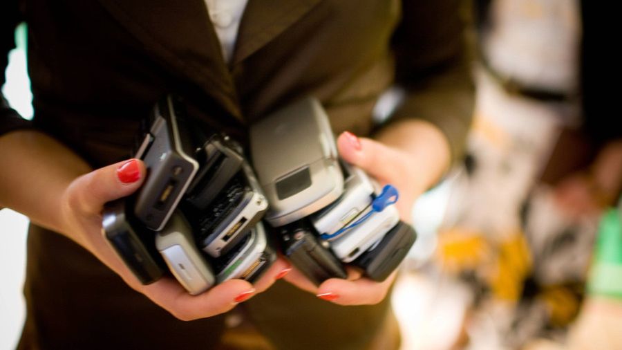 16-letnia Ola nie może używać telefonu na lekcjach