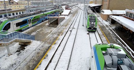 "Mogło dojść do katastrofy". Złodzieje ukradli 180 śrub z torów