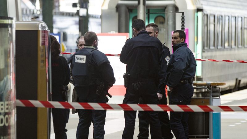 Atak kwasem na młode amerykańskie turystki na dworcu w Marsylii nie miał podłoża terrorystycznego