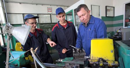 Reforma edukacji w szkołach branżowych. "Nie ma problemów z rekrutacją"