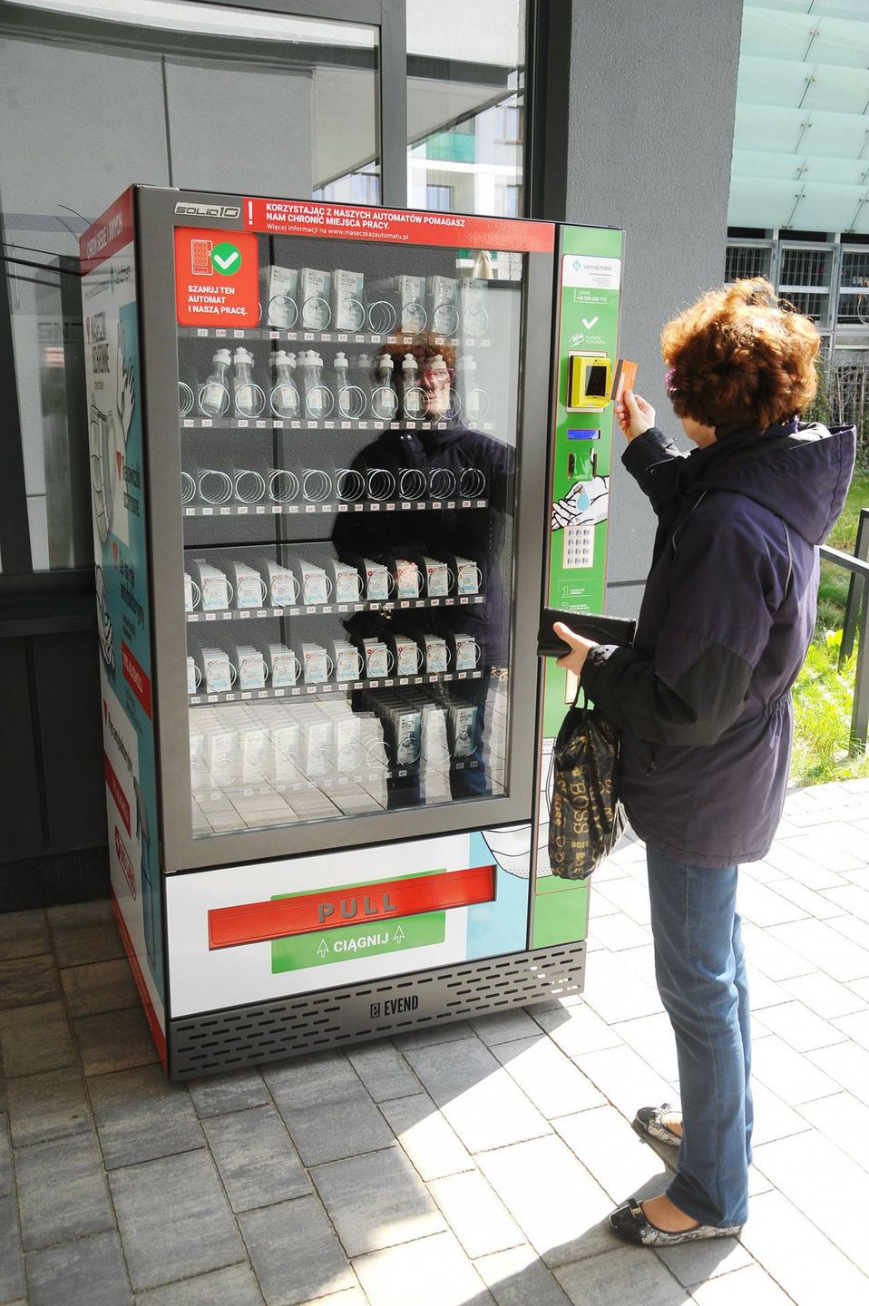 Maseczkomat w Warszawie