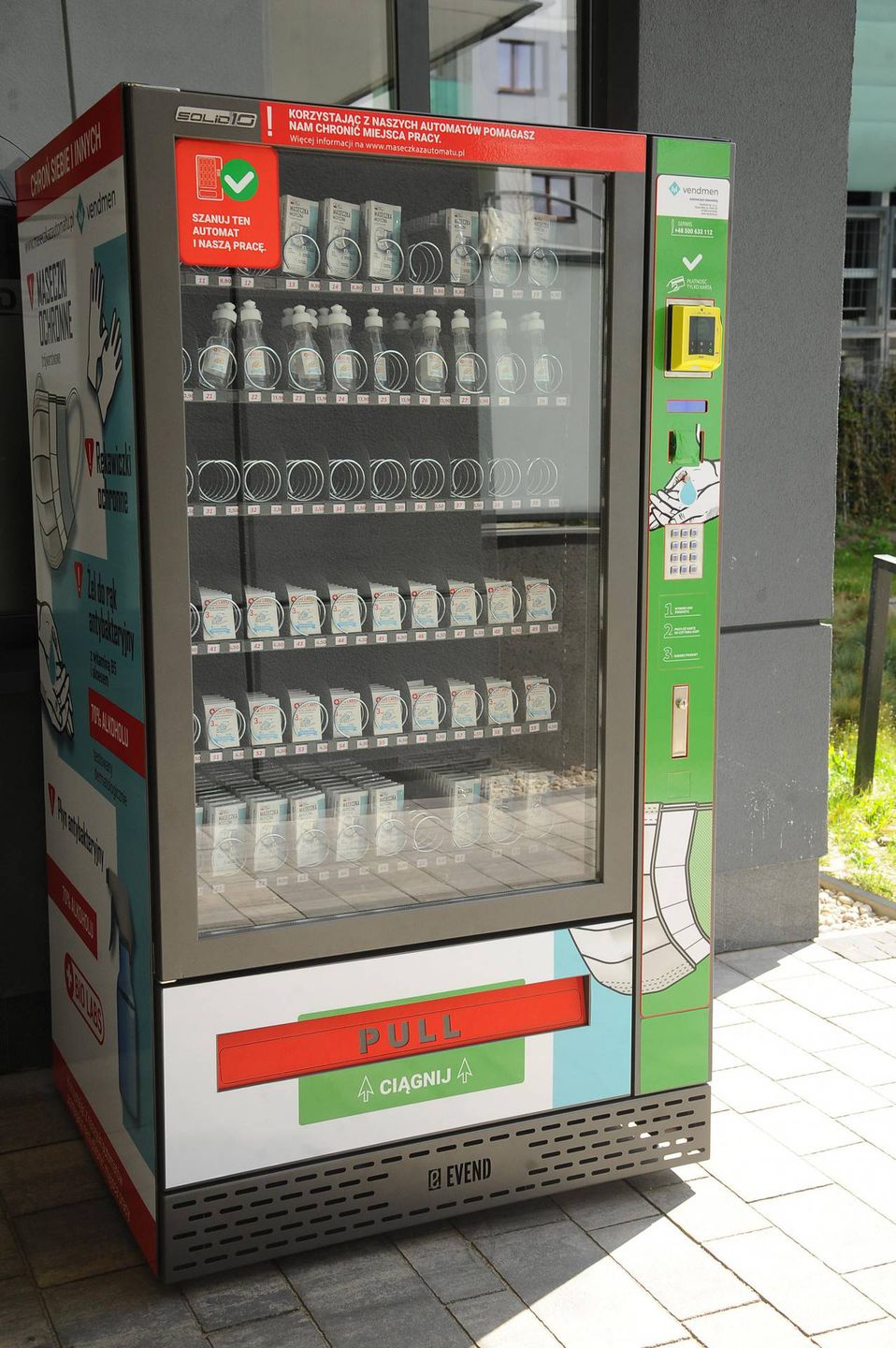 Maseczkomat w Warszawie