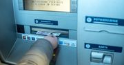 Wypłać pieniądze przed weekendem. Przerwy serwisowe w czterech bankach