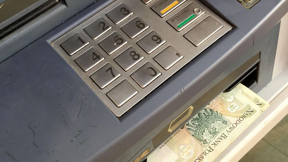 Bank z dużym opóźnieniem upomniał się o swoje pieniądze.