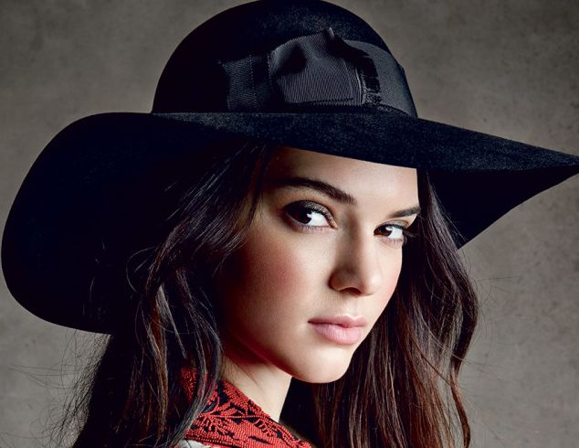 Kendall Jenner pierwszy raz w papierowym wydaniu amerykańskiego Vogue'a!