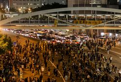Hongkong. Kolejna manifestacja, policja znowu użyła gazu łzawiącego