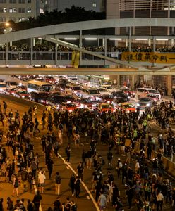 Hongkong. Kolejna manifestacja, policja znowu użyła gazu łzawiącego