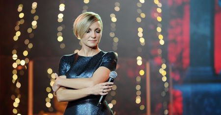 Wyszkoni pozuje na okładce magazynu dla wegetarian. Czytelnicy wytknęli jej, że je mięso
