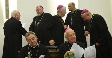 Kościół tłumaczy się z księży pedofilów. Rzecznik ma dość zarzutów