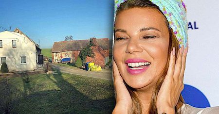 Edyta Górniak bez zapowiedzi odwiedziła rolnika, który wywiesił jej nagie zdjęcia. Reakcja była bezcenna [WIDEO]