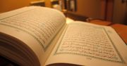 W zwykłej rozmowie zaatakowała Koran. Gigant ma kłopoty