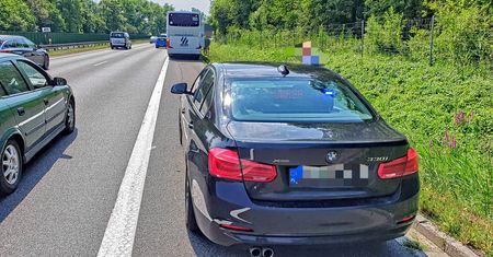 Korek na A4 pod Krakowem. Sznur aut na wysokości Tyńca
