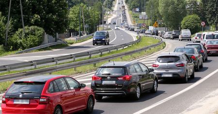 Głogoczów. Wypadek na Zakopiance, spore utrudnienia