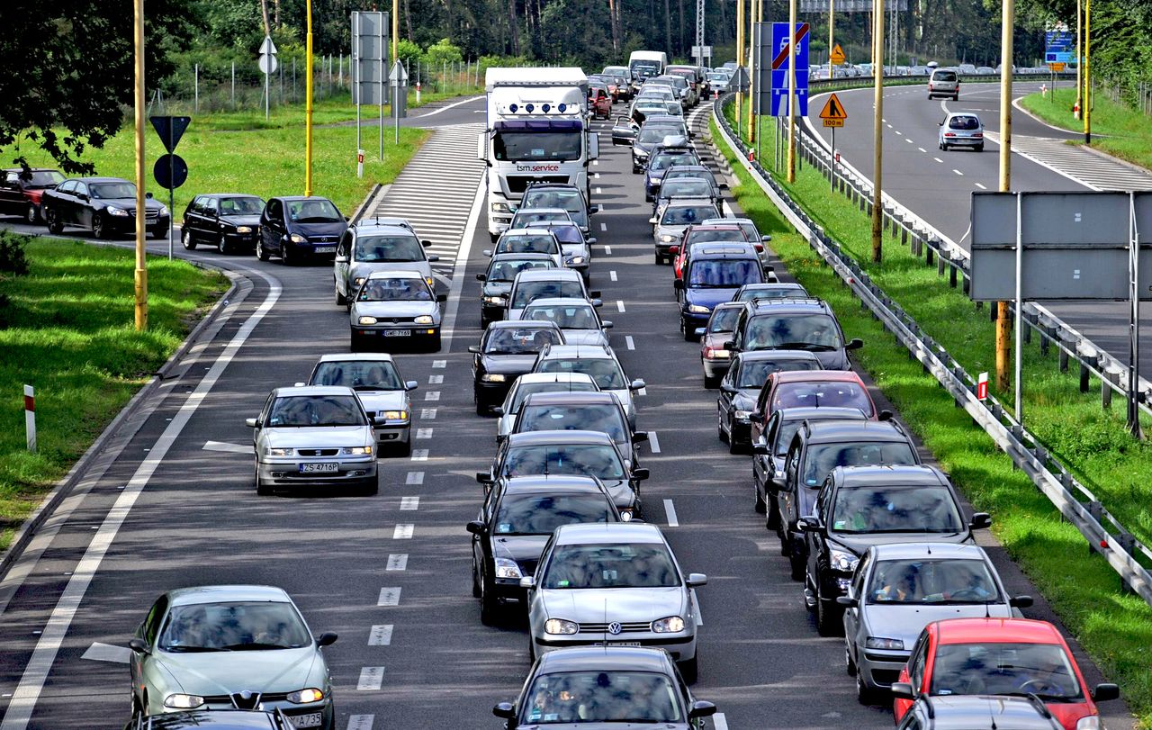 Ruszyli nad morze, utknęli w korku. Utrudnienia w Lubuskiem