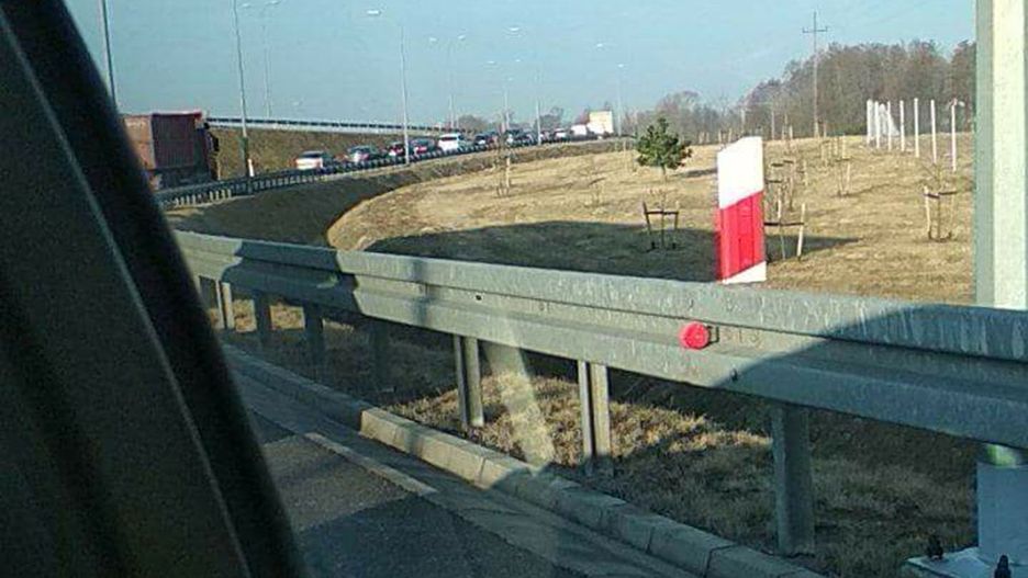 Kierowcy podróżujący w stronę Łodzi w Warlubiu muszą zjechać na trasę "91"