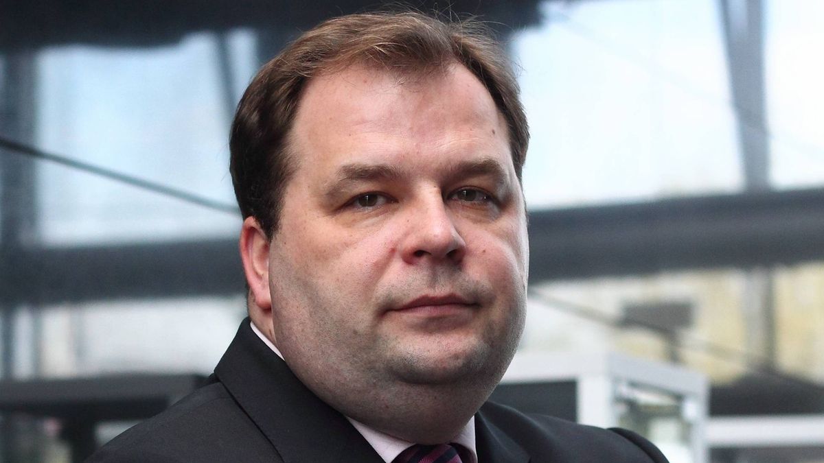 Sebastian Mikosz będzie prezesem kenijskiego przewoźnika tylko do końca tego roku.