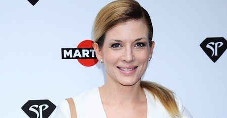 Izabella Łukomska-Pyżalska pokochała biel. Milionerka w skromnej stylizacji pozowała na imprezie