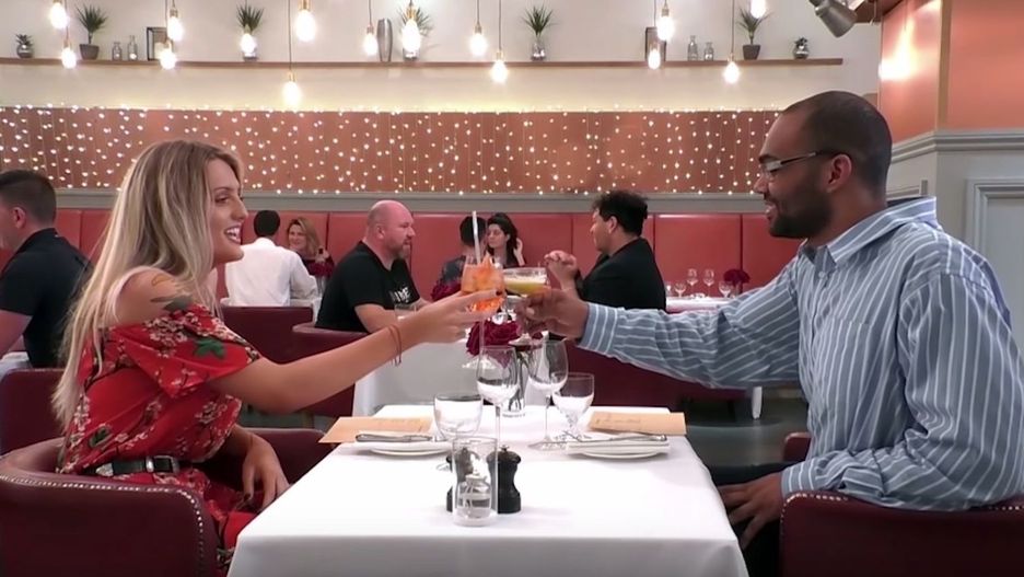Uczestniczka "First Dates" przyznała, że jest transseksualna
