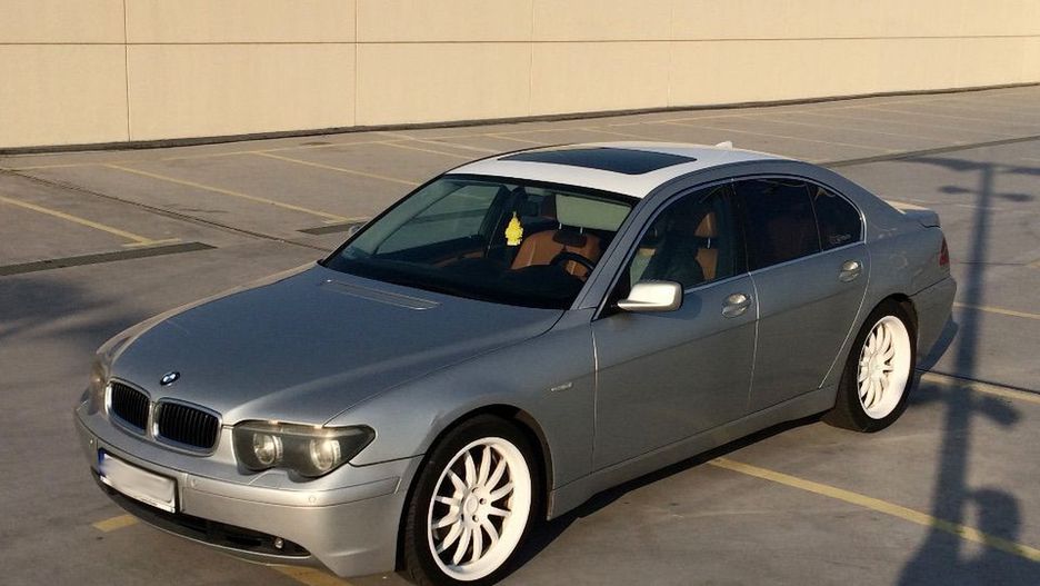 Samochód dla fanów rapera